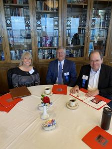 Mindy Carr, Lee Loftis, Robert Levy